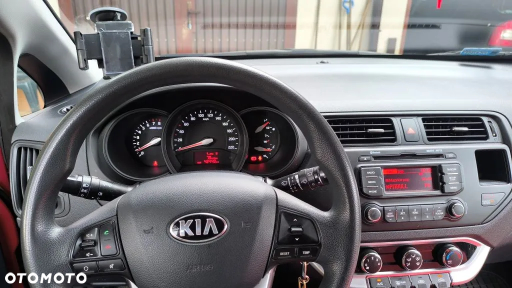 Kia Rio 1.2 M - 12