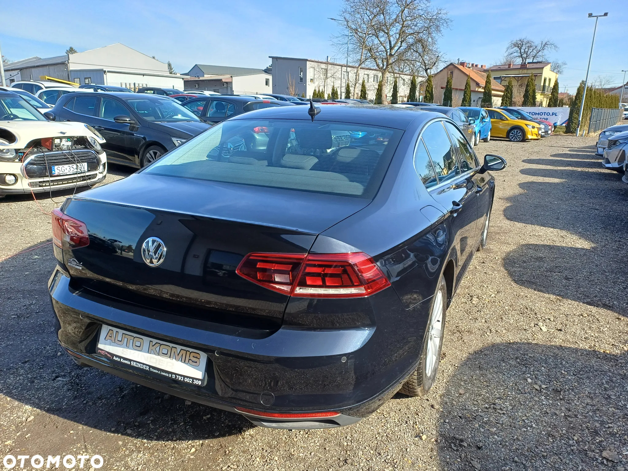 Volkswagen Passat - 6