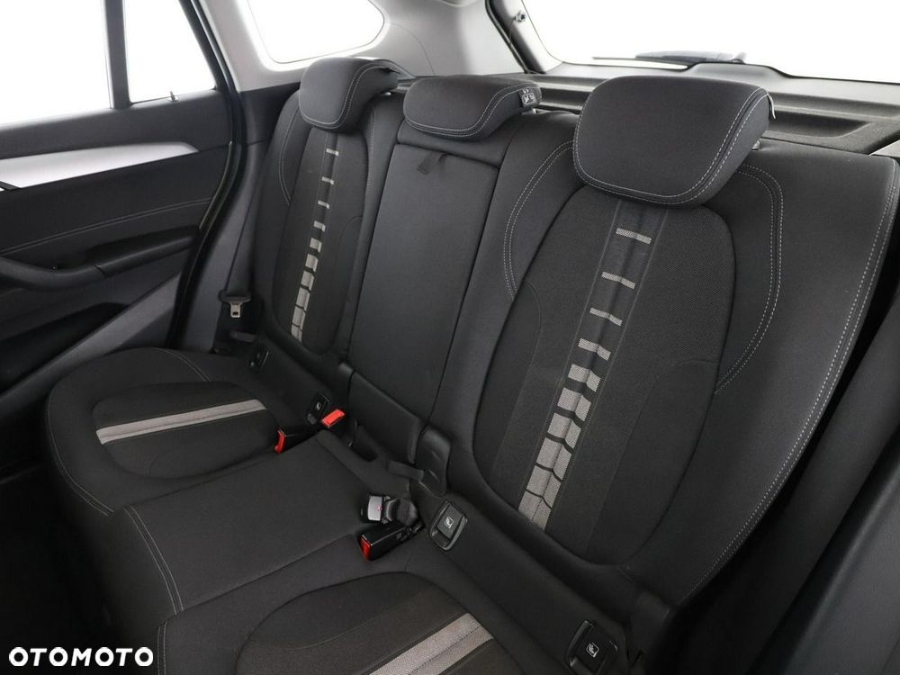 BMW X1 sDrive16d - 18