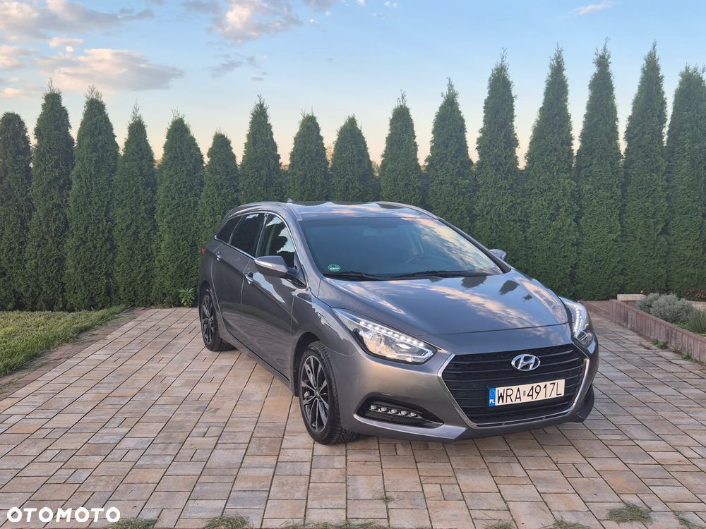 Hyundai i40 Kombi 1.7 CRDi DCT Premium - 1