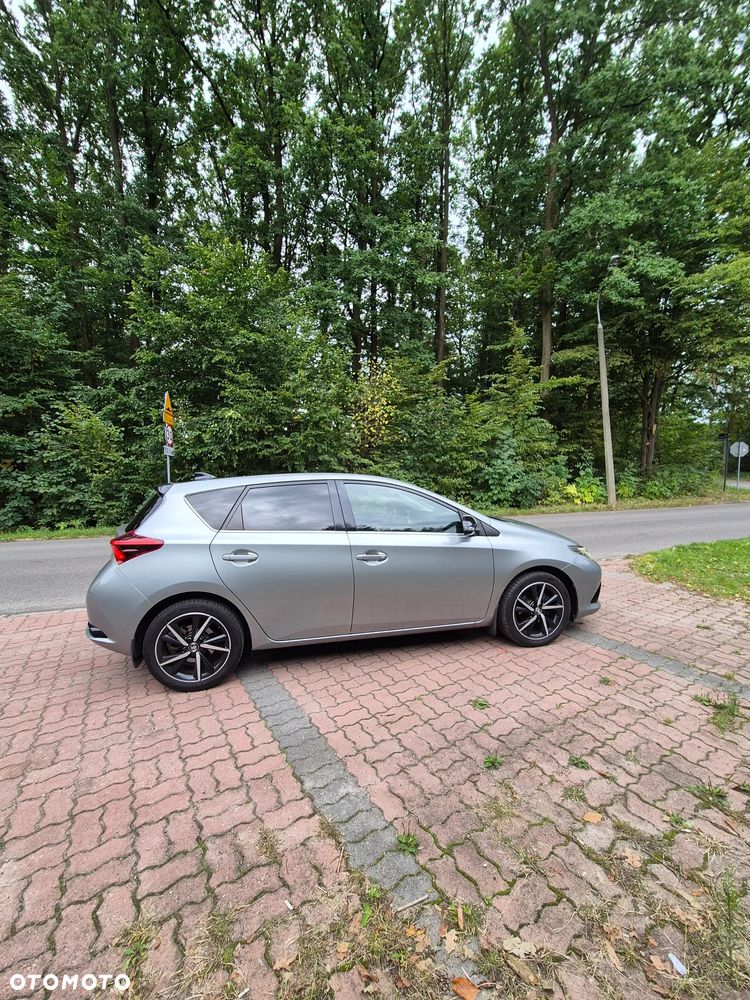 Toyota Auris 1.2 T Prestige - 6