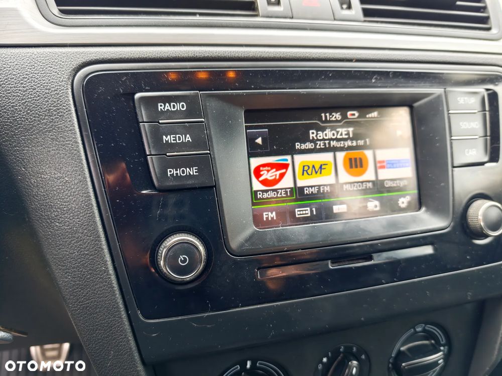 Skoda RAPID 1.6 TDI DPF Ambition - 6