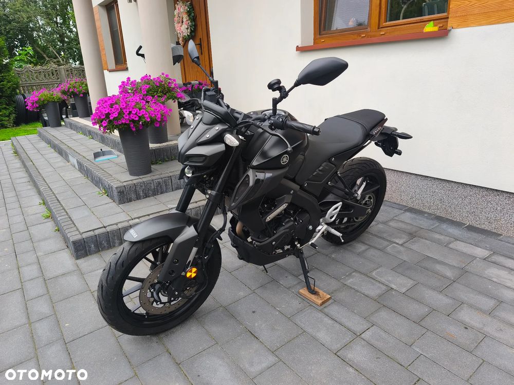Yamaha MT - 7