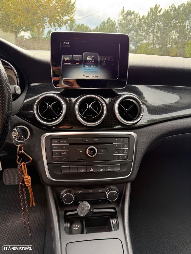 Mercedes-Benz CLA 200 d 7G-DCT AMG Line - 9