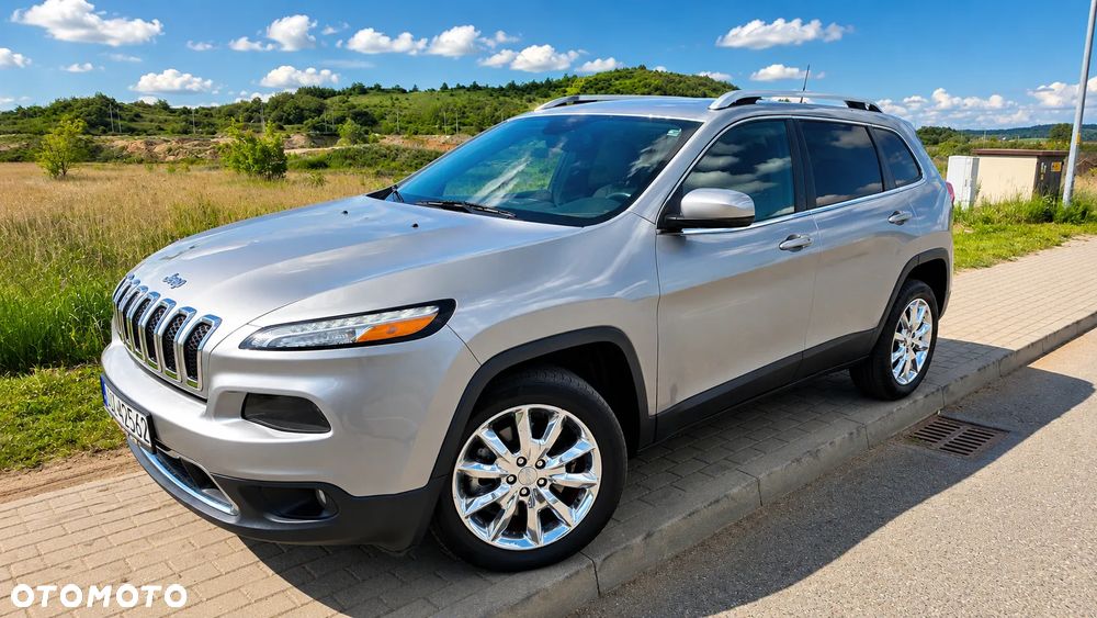 Jeep Cherokee - 1