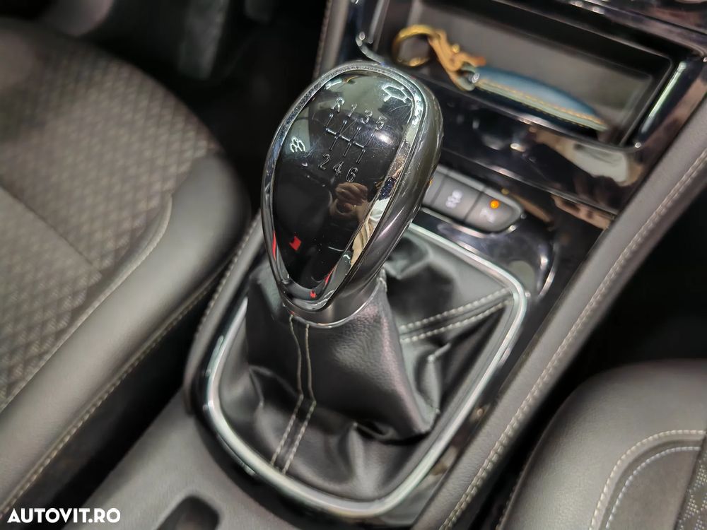 Opel Astra 1.6 CDTI ECOTEC Start/Stop Cosmo - 12