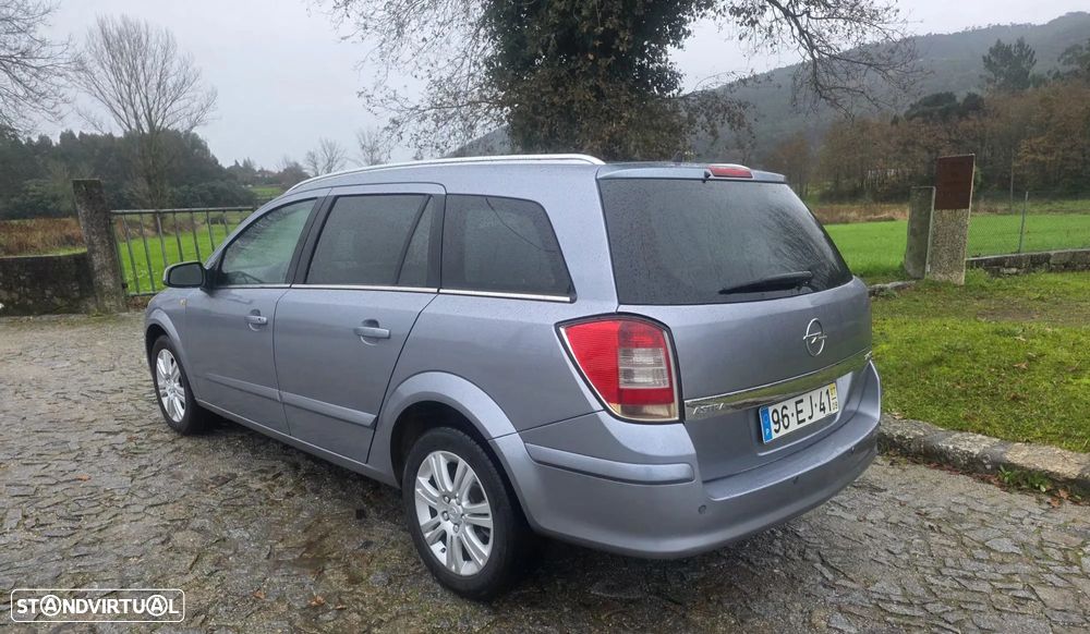 Opel Astra Caravan 1.7 CDTi Cosmo - 4