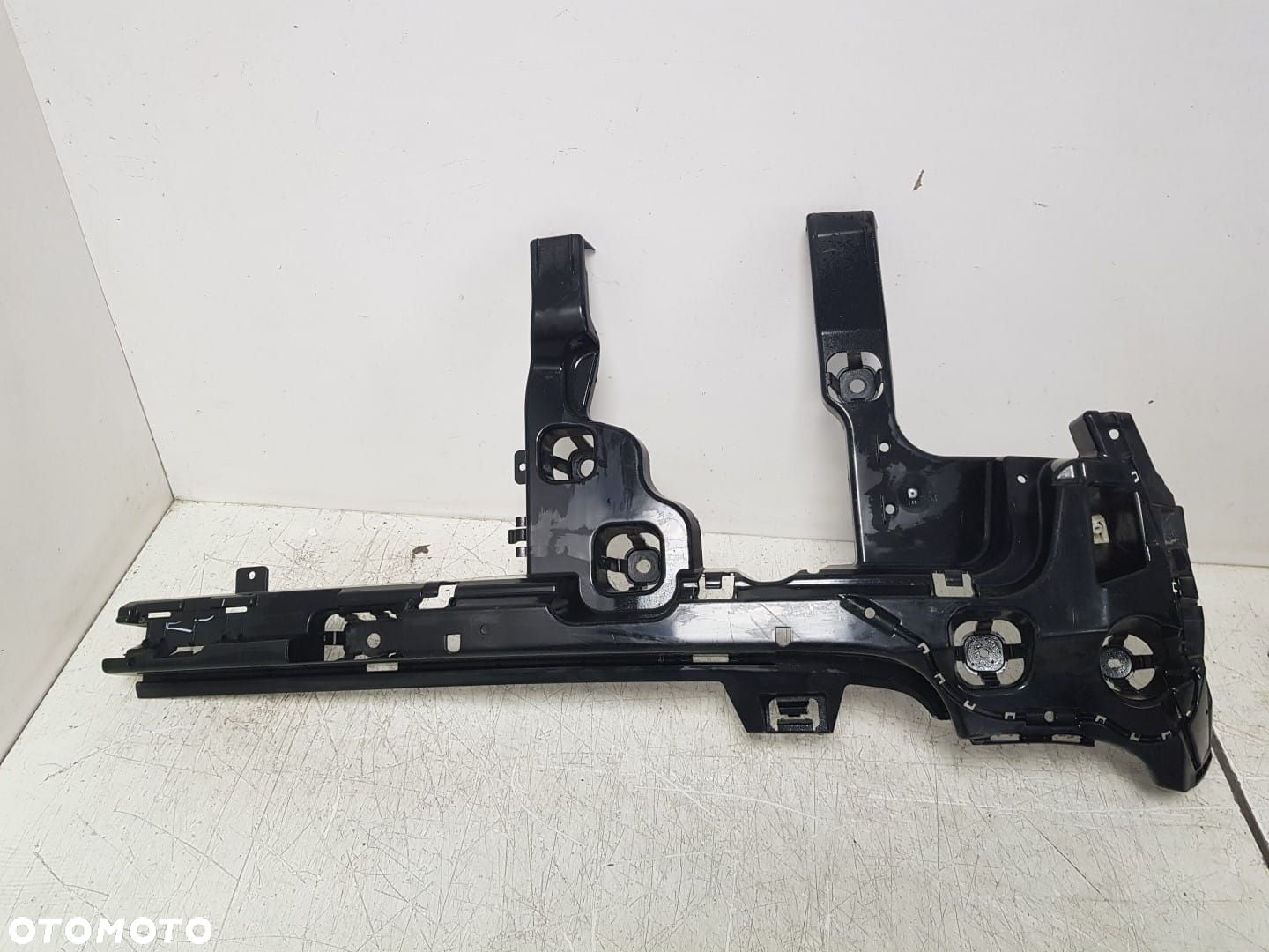 SLIZG MOCOWANIE ZDERZAKA MINI F56 F57 LCI LIFT LEWY TYL 17-24 9450687 - 2