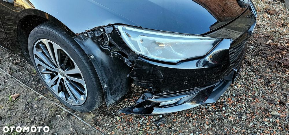 Opel Insignia 2.0 BiTurbo 4x4 Exclusive - 24