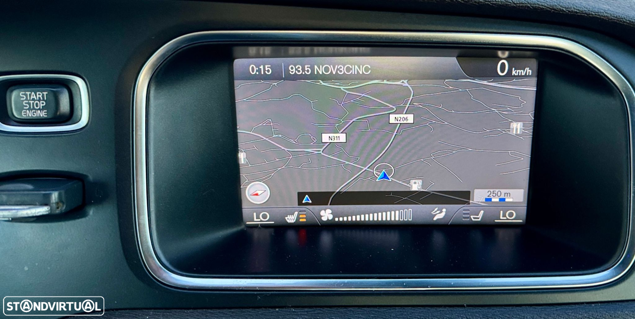 Volvo V40 1.6 D2 R-Design Momentum - 6