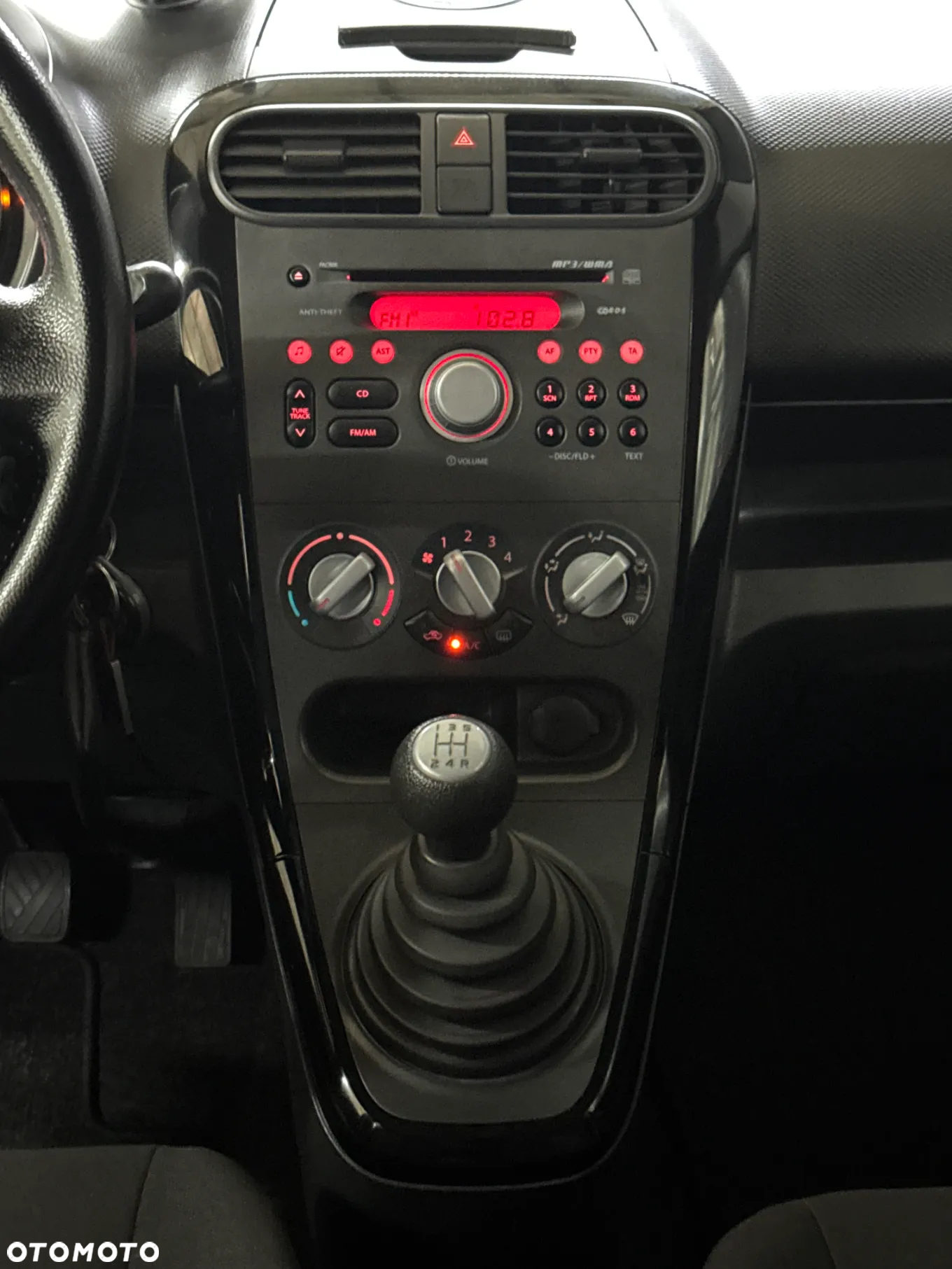 Suzuki Splash 1.2 Comfort - 29