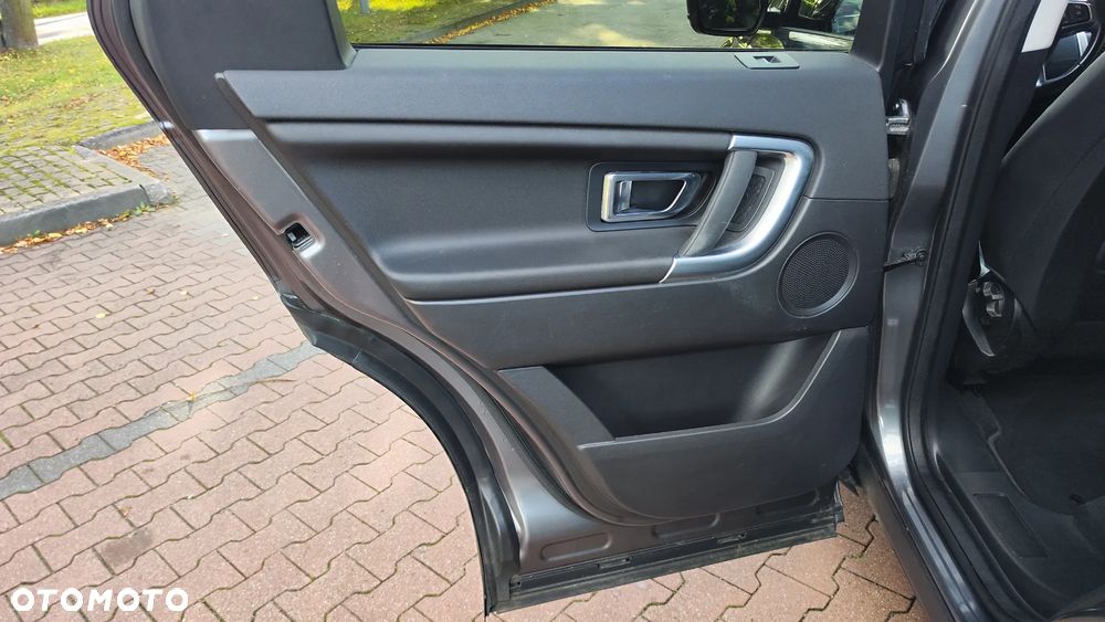 Land Rover Discovery Sport 2.0 TD4 HSE - 23