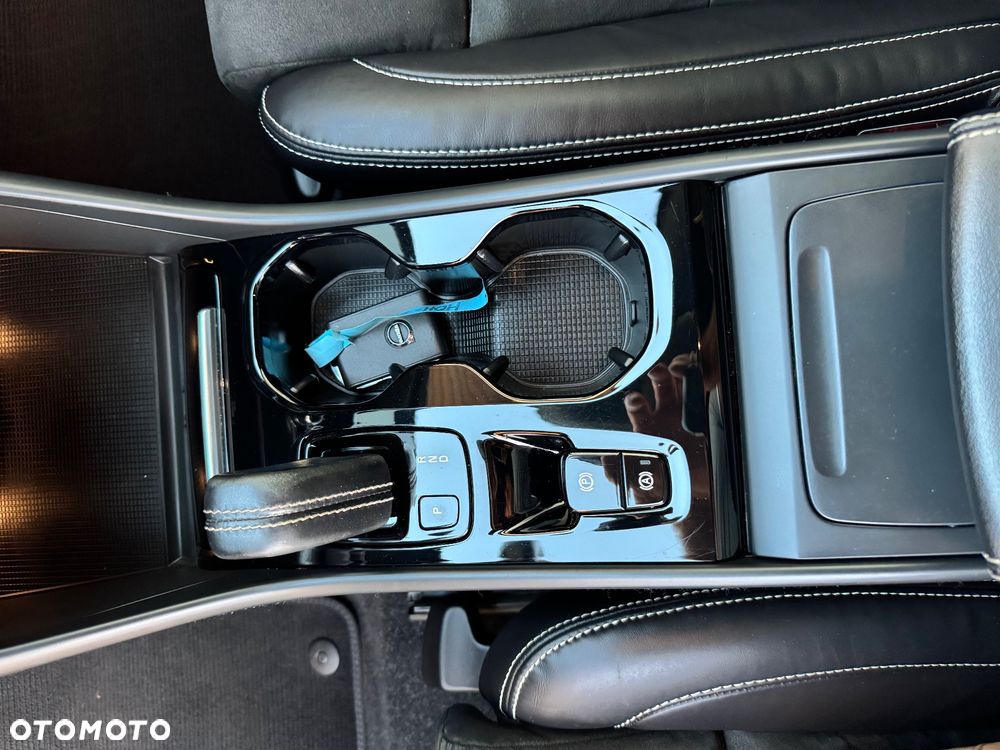 Volvo XC 40 T3 Geartronic RDesign - 36