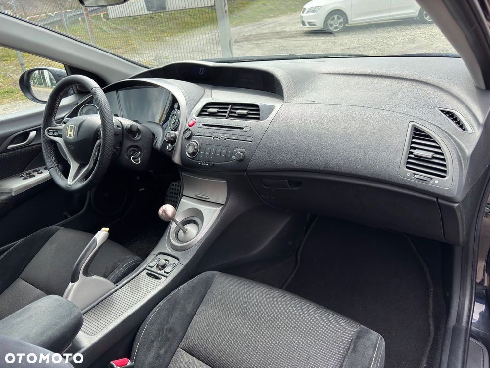 Honda Civic 1.8i-VTEC Type S - 23