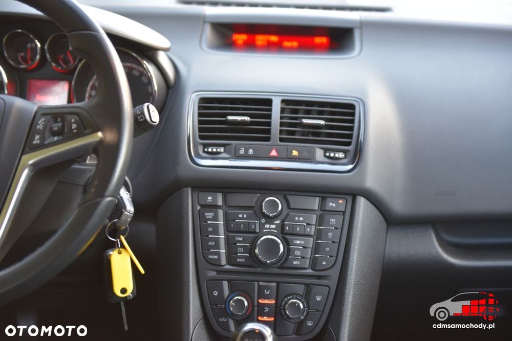 Opel Meriva - 26