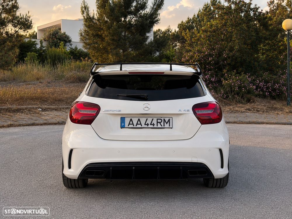 Mercedes-Benz A 45 AMG 4Matic Speedshift 7G-DCT - 3