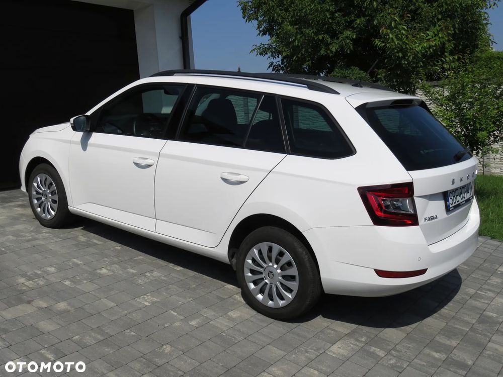 Skoda Fabia 1.0 Ambition Plus - 6