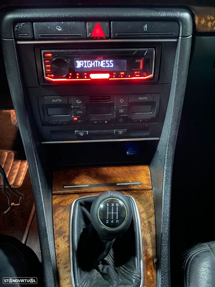 Audi A4 Avant 1.9 TDI - 14