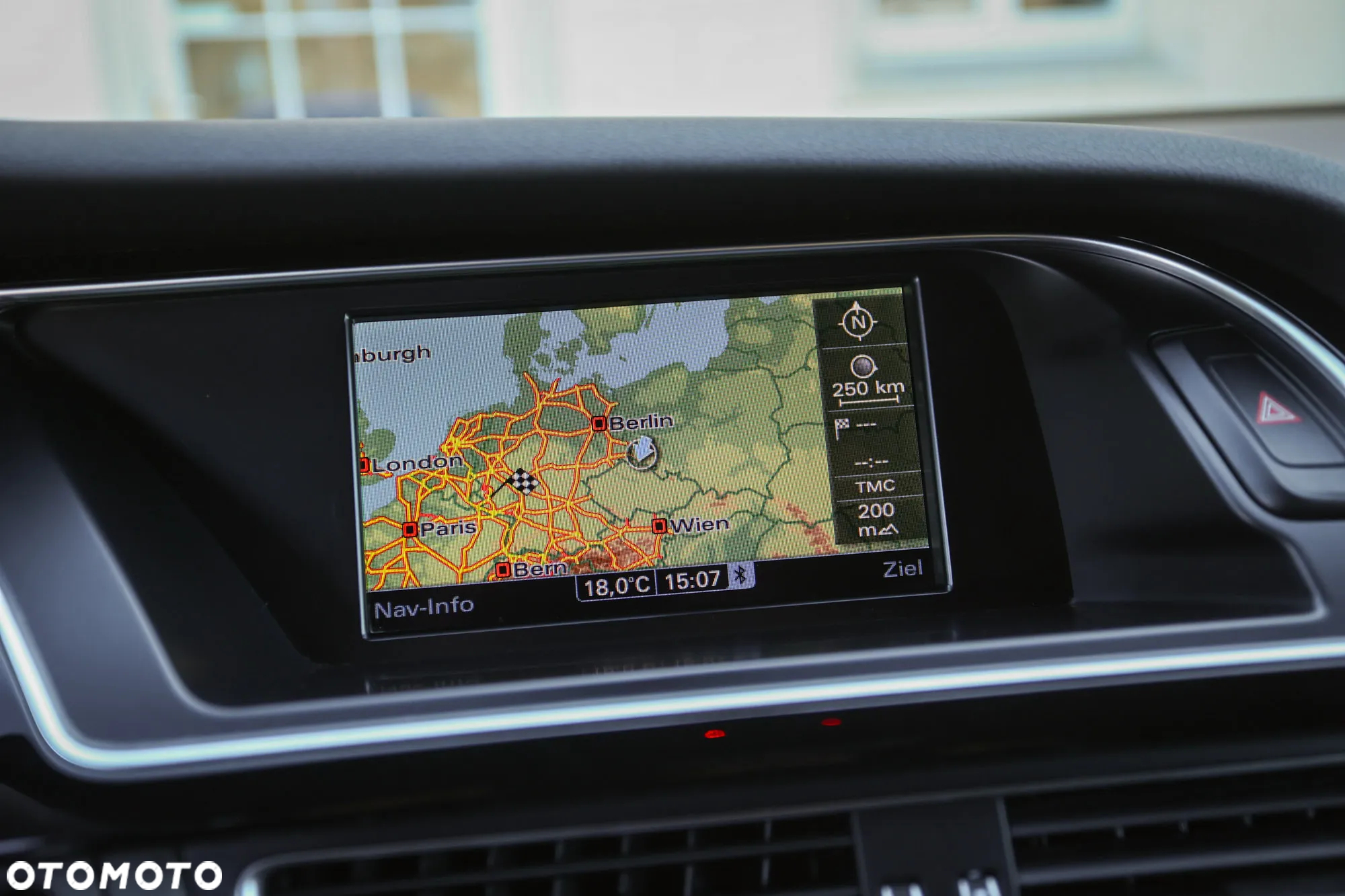 Audi A4 Avant 2.0 TDI DPF S line Sportpaket - 26