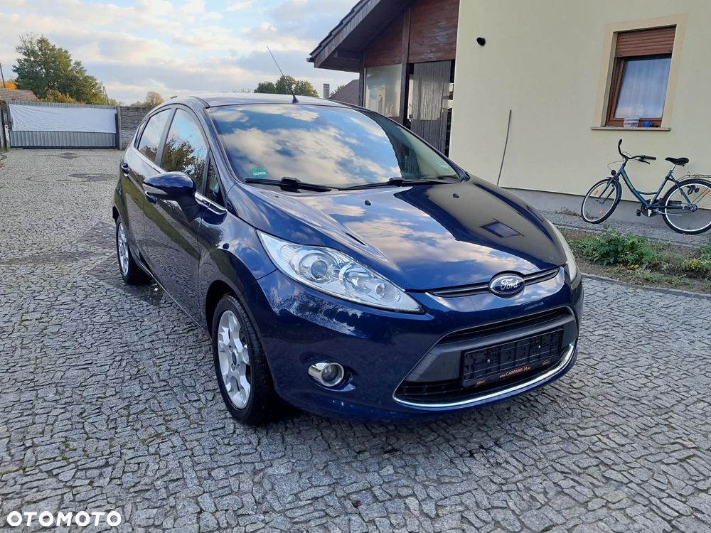 Ford Fiesta 2012 photo 3
