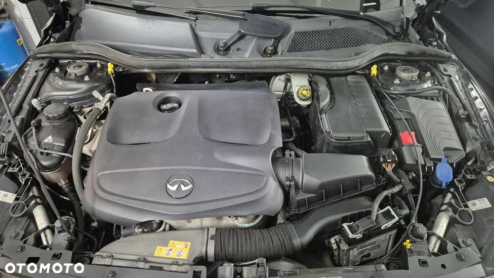 Infiniti Q30 1.6t Luxe Tech 7DCT - 11