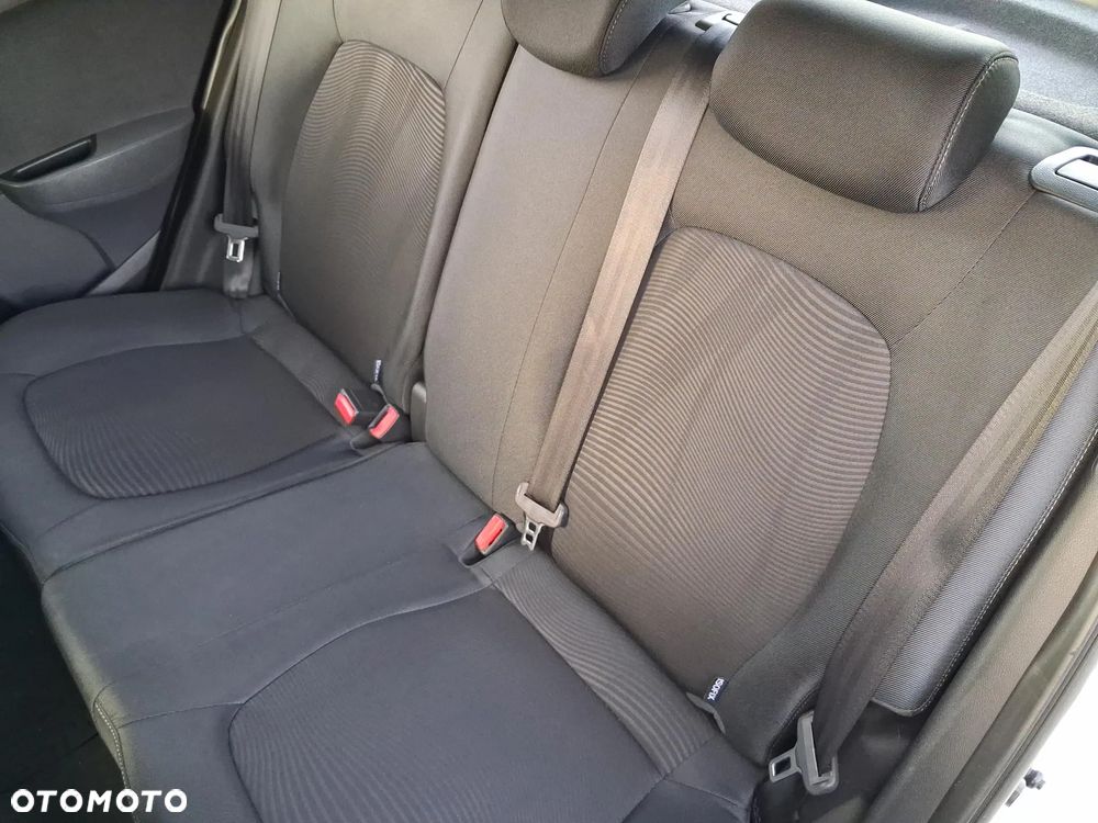 Hyundai i10 1.0 GET - 9