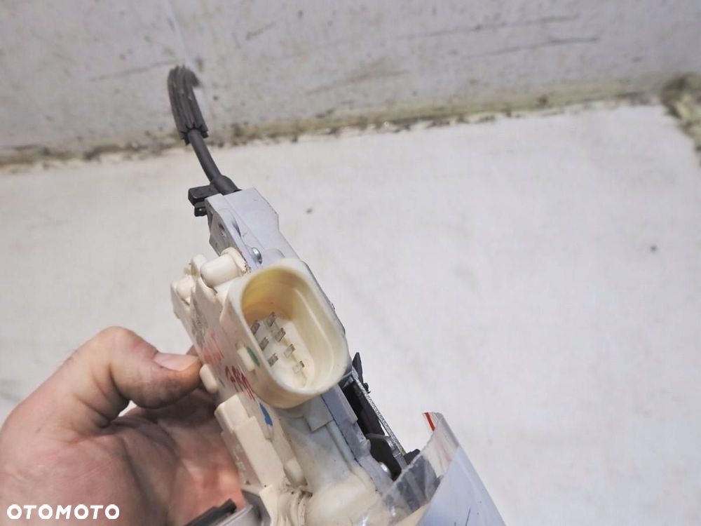 ZAMEK DRZWI PRAWY PRZÓD 7 PIN SEAT ALTEA - 4