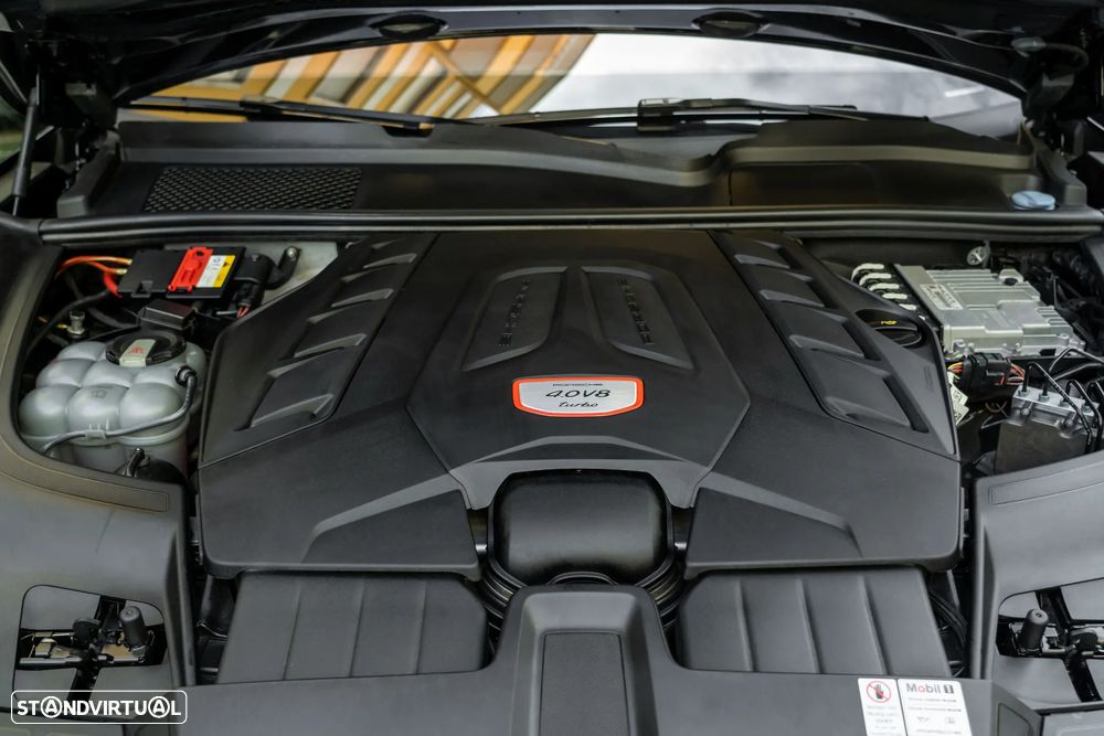 Porsche Cayenne Coupé Turbo - 4