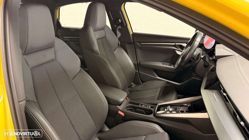 Audi S3 S tronic - 28