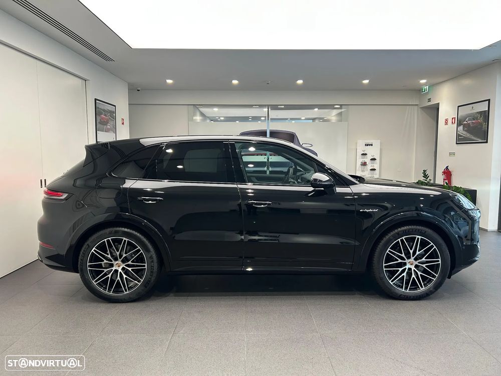Porsche Cayenne - 8