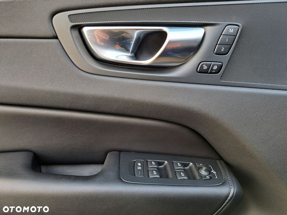 Volvo XC 60 - 28