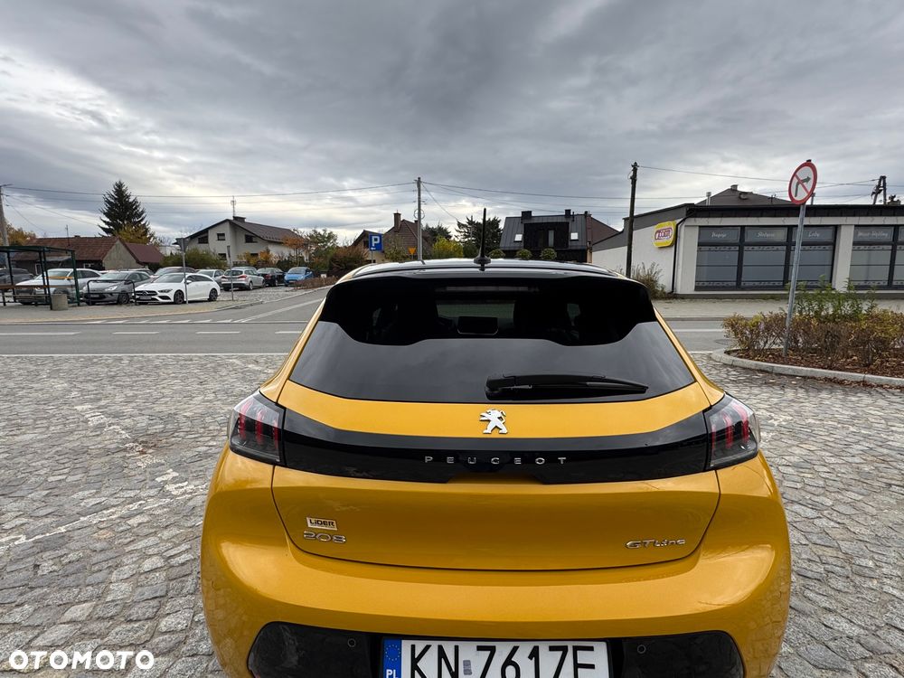 Peugeot 208 1.2 PureTech GT Line S&S EAT8 - 8