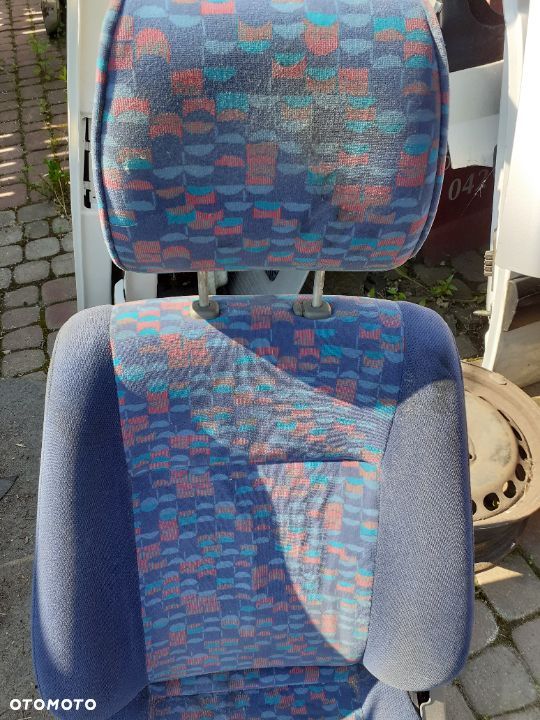 FOTEL KIEROWCY SUZUKI SWIFT 96-04 3D - 3