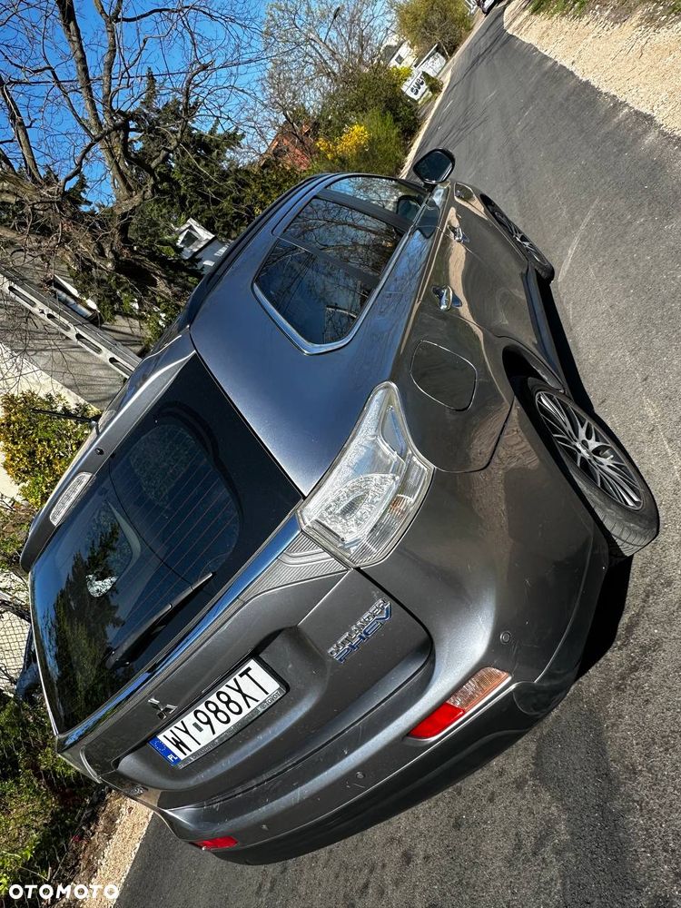 Mitsubishi Outlander Instyle NAVI - 4