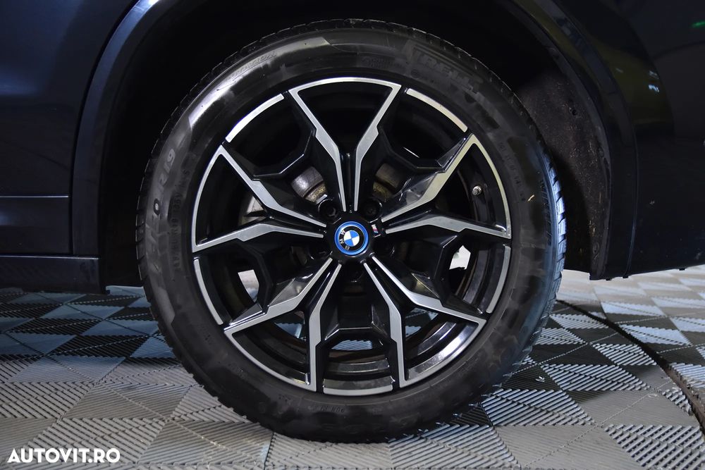 BMW X3 xDrive30e AT PHEV - 14