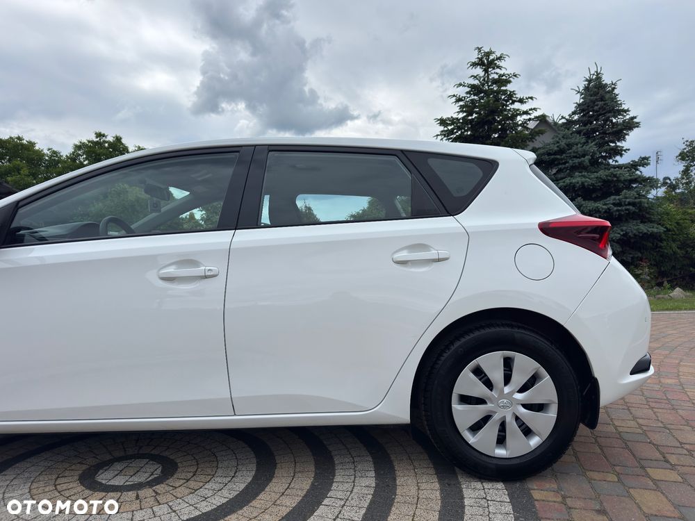 Toyota Auris 1.33 VVT-i Active - 13