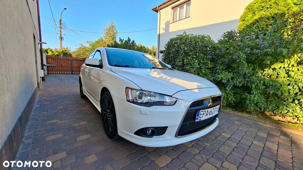 Mitsubishi Lancer