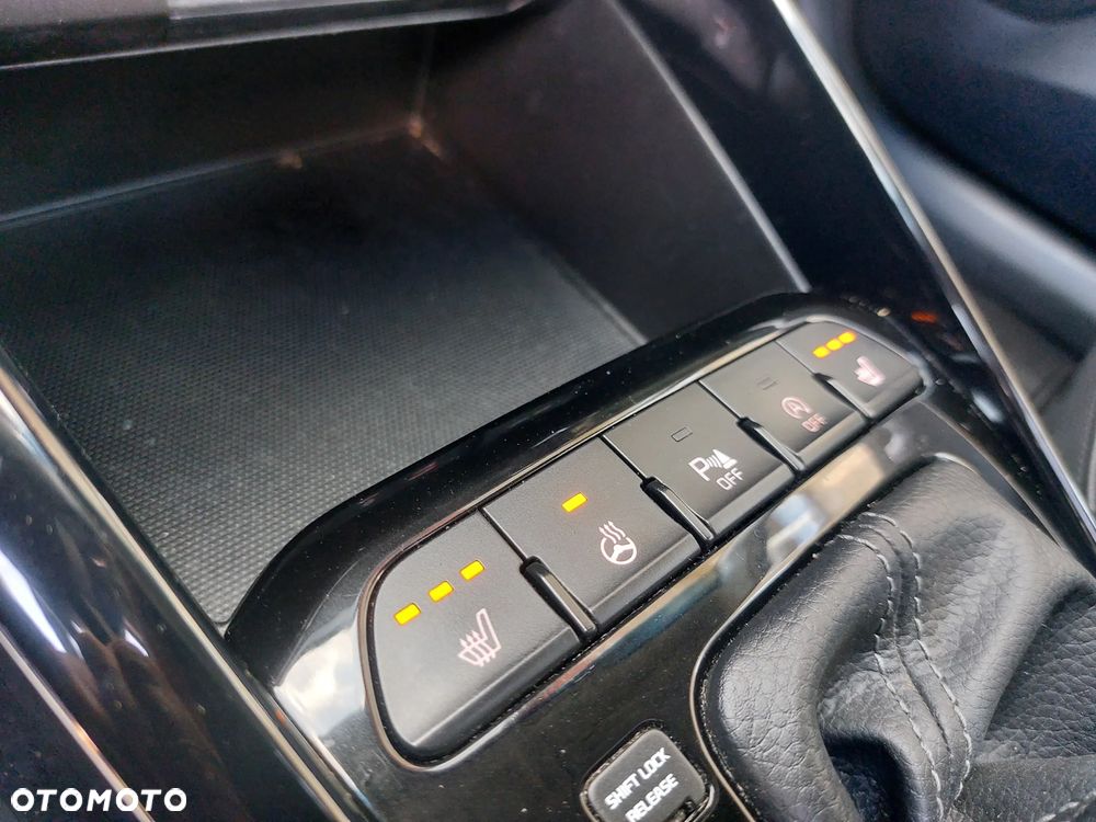 Kia Stonic 1.0 T-GDI DCT OPF Platinum Edition - 16