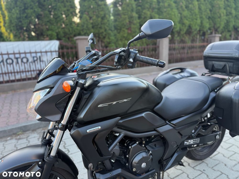 Honda CTX - 17