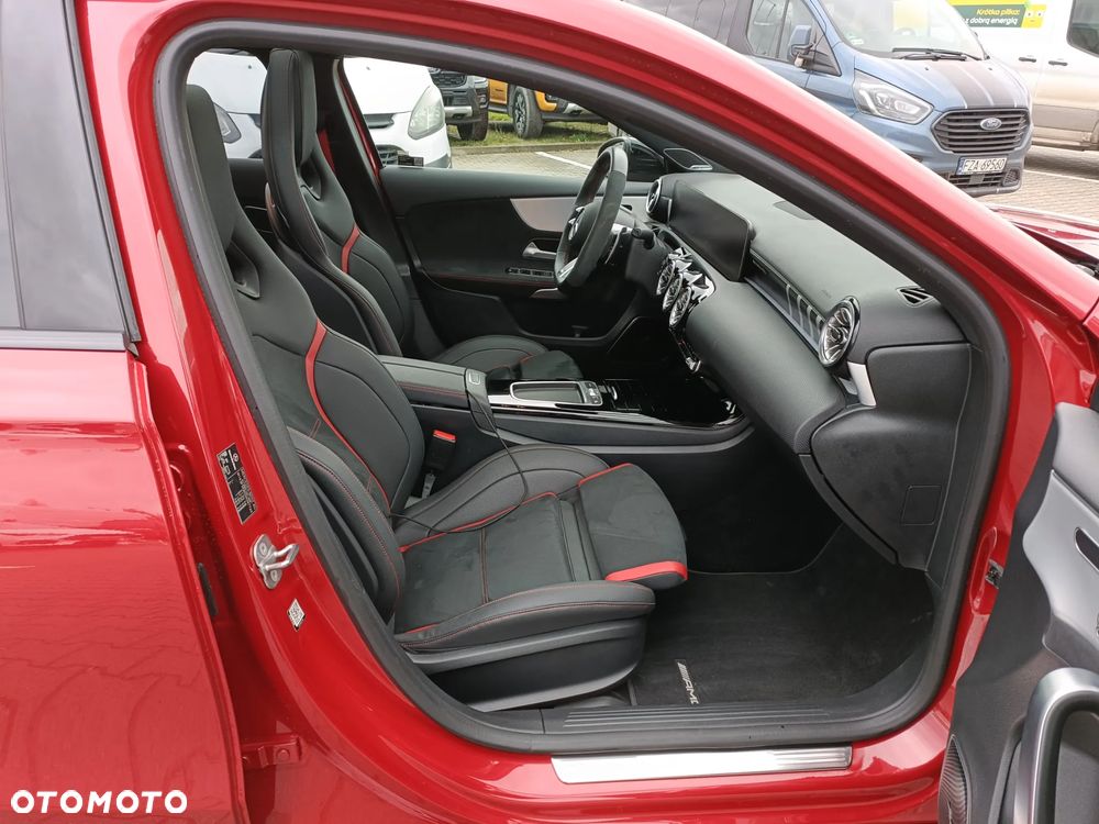 Mercedes-Benz Klasa A 45 S AMG 4-Matic 8G-DCT - 37