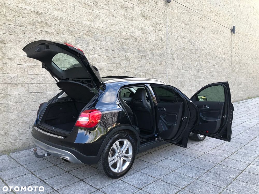 Mercedes-Benz GLA 200 Activity Edition - 21