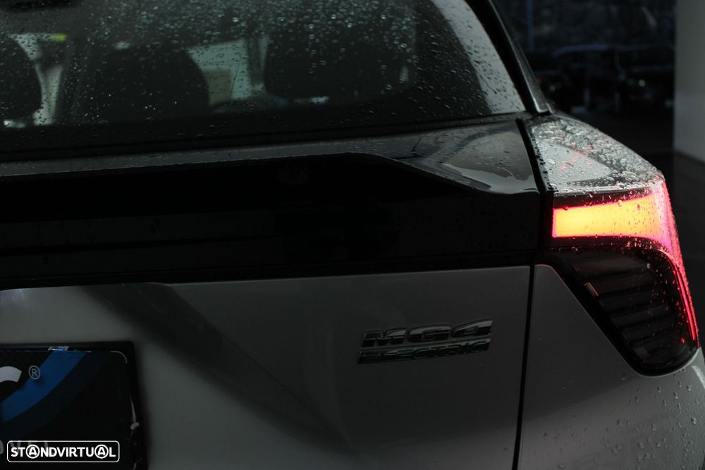 MG MG4 51 kWh Standard - 32