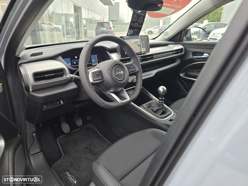 Jeep Avenger 1.2 GSE T3 Summit - 9