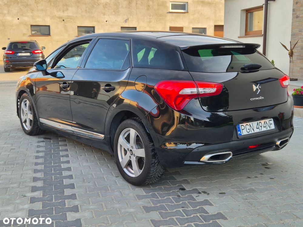 Citroën DS5 HDi 165 Chic - 17