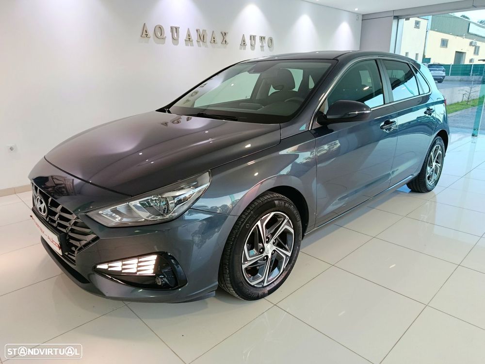 Hyundai i30 1.6 CRDI STyle Plus - 43