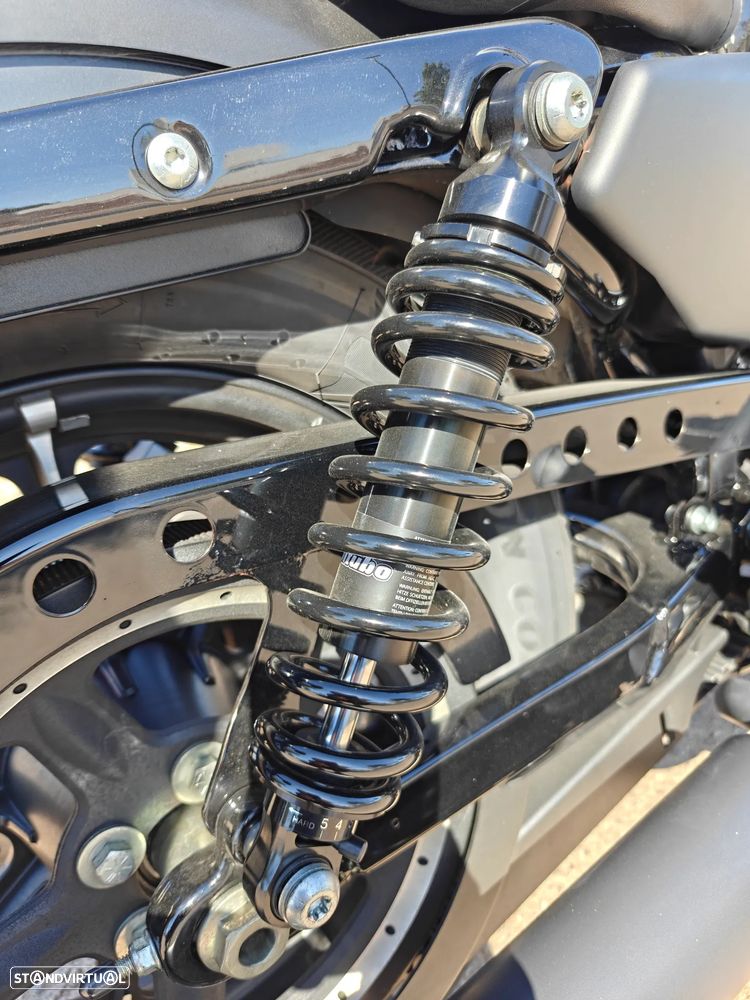 Harley-Davidson 883 IRON - 5