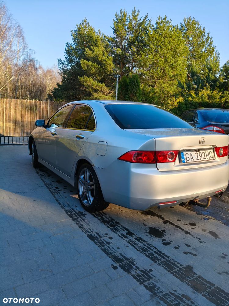 Honda Accord 2.0 Comfort - 3