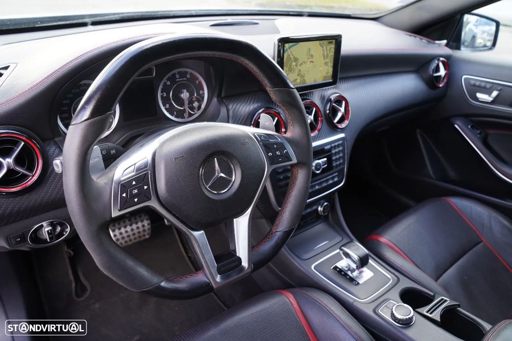Mercedes-Benz A 45 AMG 4Matic Speedshift 7G-DCT - 20