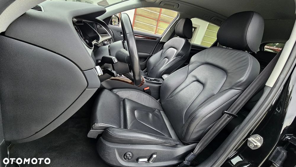 Audi A4 Avant 2.0 TDI DPF clean diesel quattro S tronic S line Sportpaket - 23