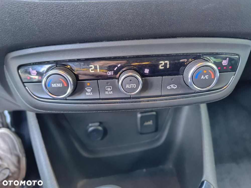 Opel Crossland X - 21